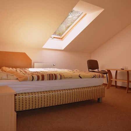 Lesny Zakatek Bed and Breakfast Smardzewice Exteriör bild