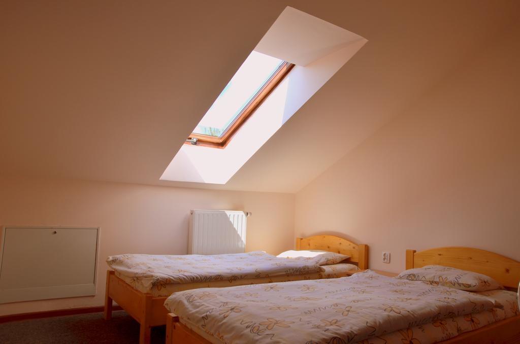 Lesny Zakatek Bed and Breakfast Smardzewice Exteriör bild