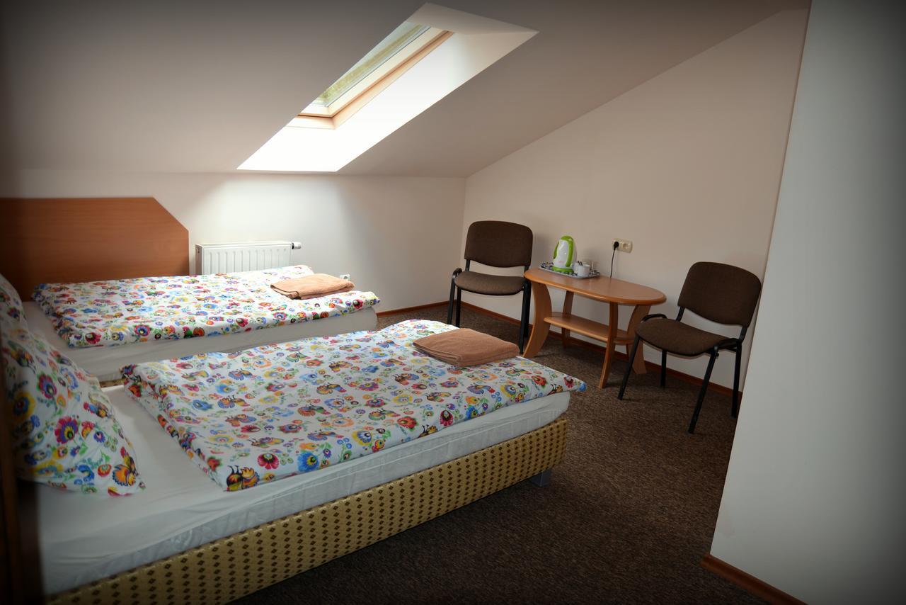 Lesny Zakatek Bed and Breakfast Smardzewice Exteriör bild